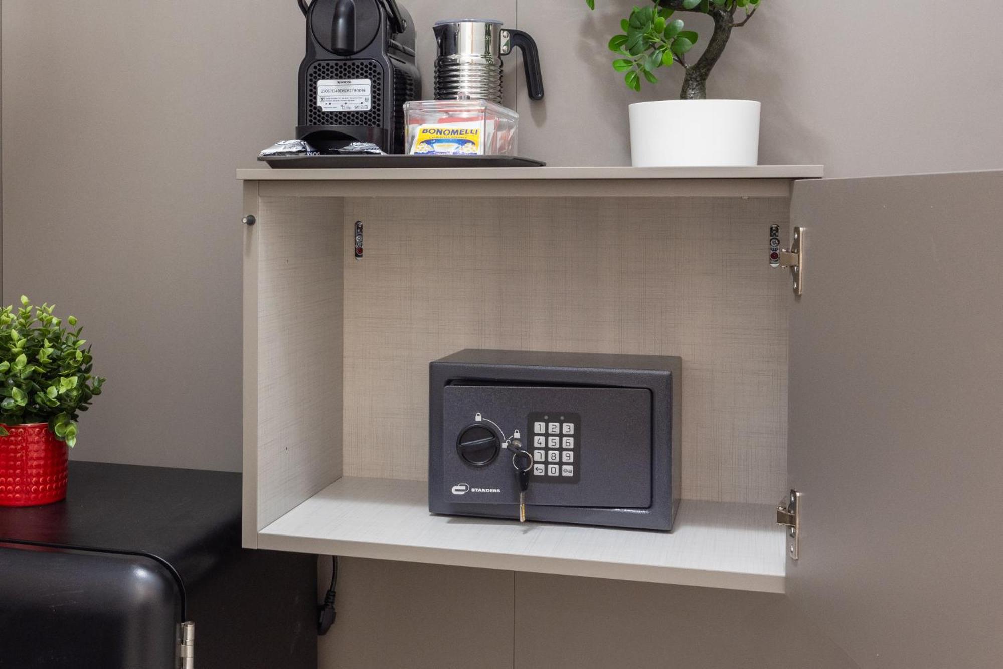 Luxury Station Suite — Photos 1